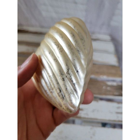 Fancy white ripple heart glass ornament Xmas tree - Picture 6 of 7